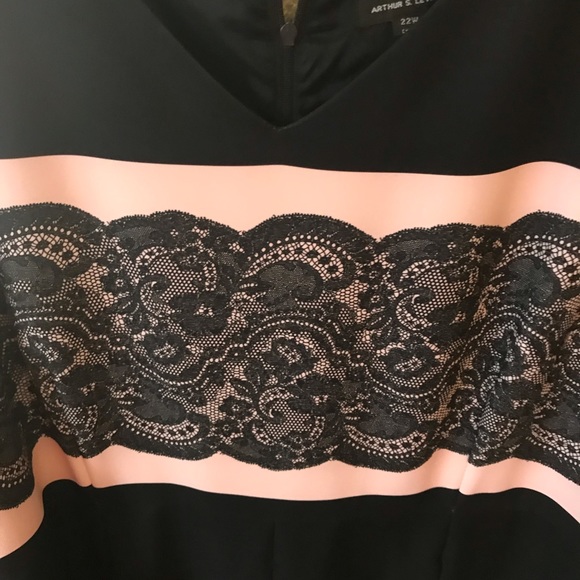 Dress - Picture 4 of 8